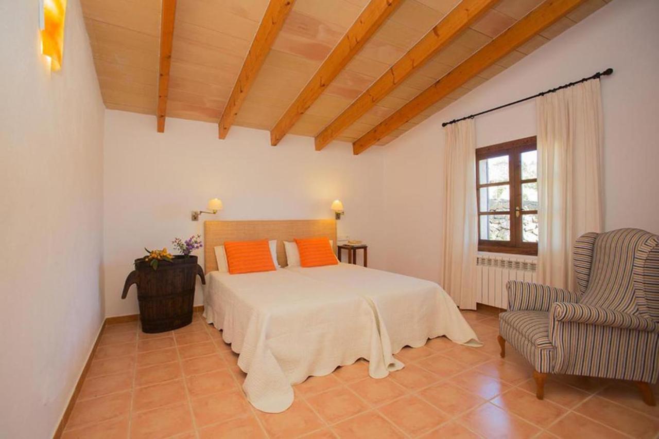 Agroturismo Es Pla De Llodra Manacor  Luaran gambar